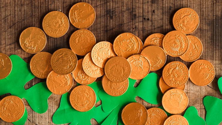 Letters from Readers: Insights on a “Jumbo Penny” and Other Specimens